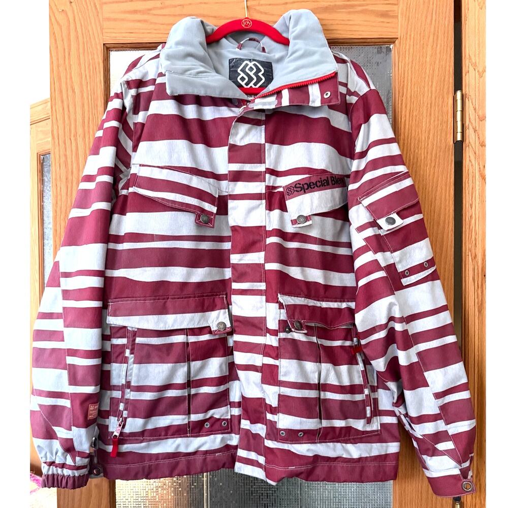 Special Blend Mens P2 Utility Jacket Snowboarding Coat Red Gray Stripe Sz Medium - Picture 2 of 16